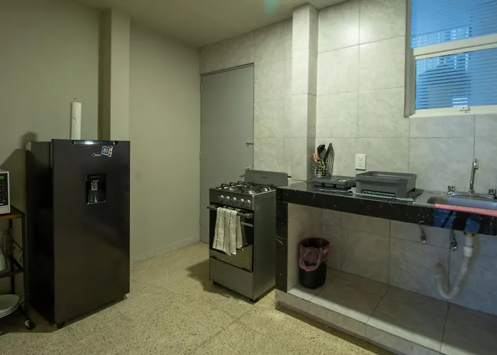 Luxury 3br Roma Norte - Wifi- Laundry- Sleeps 10 Apartment Mexico City