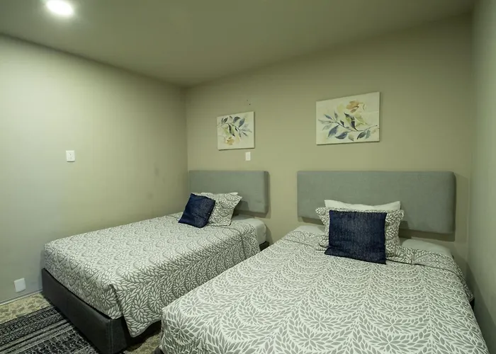 Luxury 3br Roma Norte - Wifi- Laundry- Sleeps 10 *
