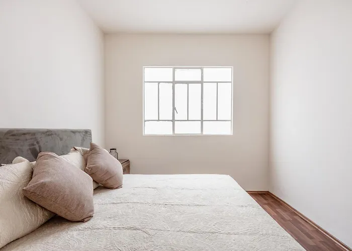Luxury 3br Roma Norte - Wifi- Laundry- Sleeps 10 Apartment